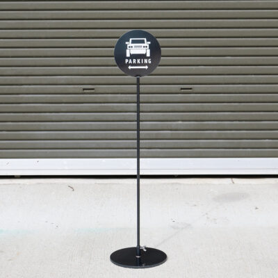 iron-sign_stand-parking-001